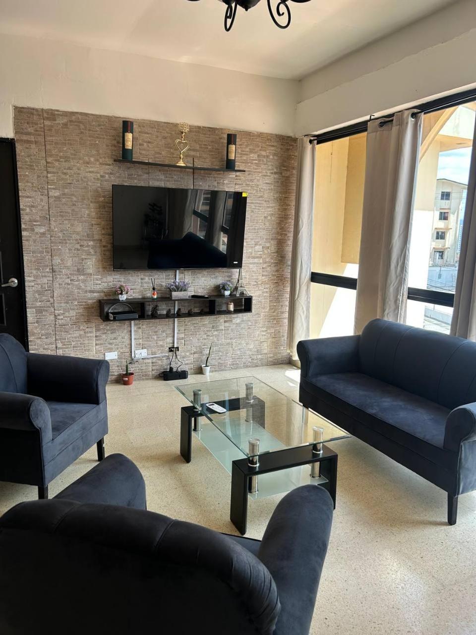 Apartamento Familiar En *